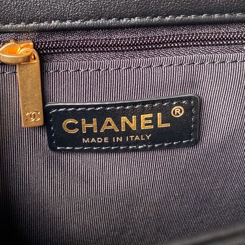 Ch**el hobo bags
